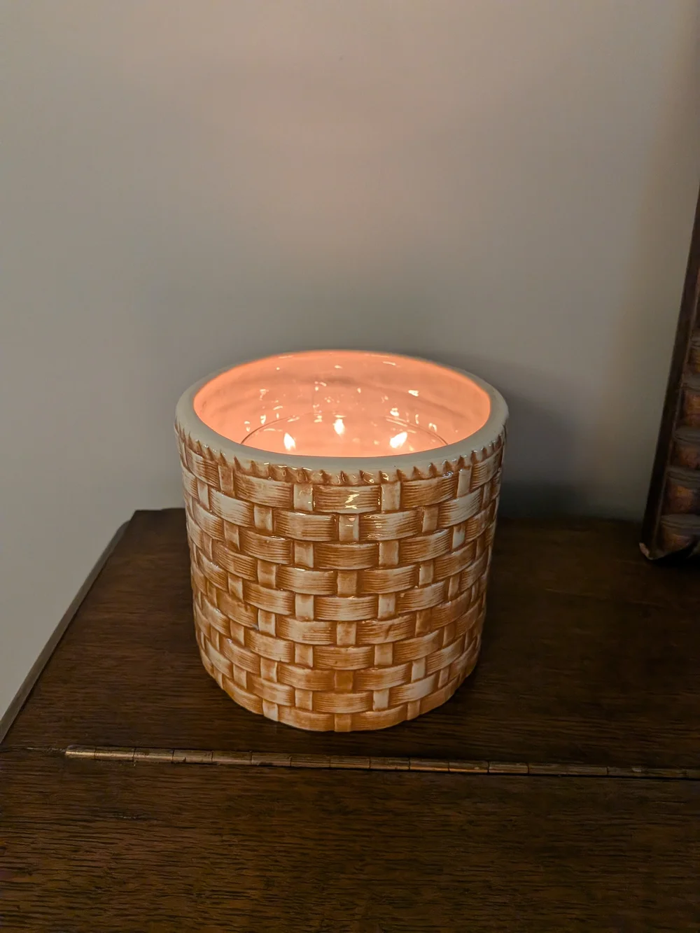 Ceramic Woven Basket Planter Cachepot Tan Warm Honey Glaze 5.5